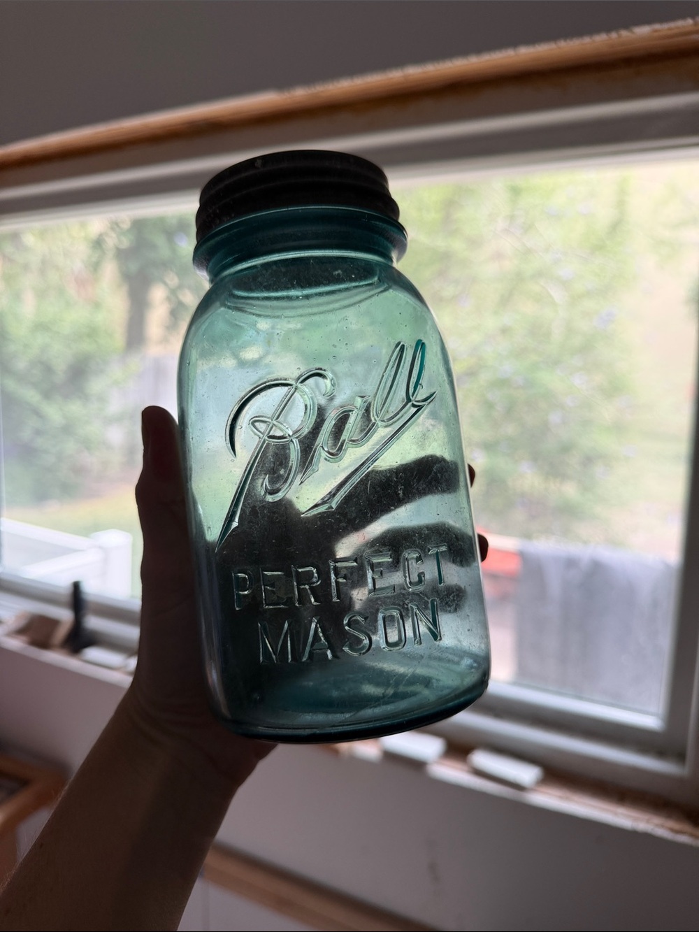 Vintage - Ball Perfect Mason - Blue Glass Canning Jar with Metal Lid - Farmhouse